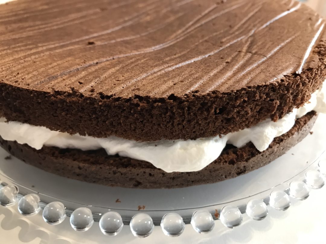 KETO BLACK FOREST CAKE 🍒KETO LCHF SCHWARZWALD CAKE 🎂👑 🍒 Family On Keto