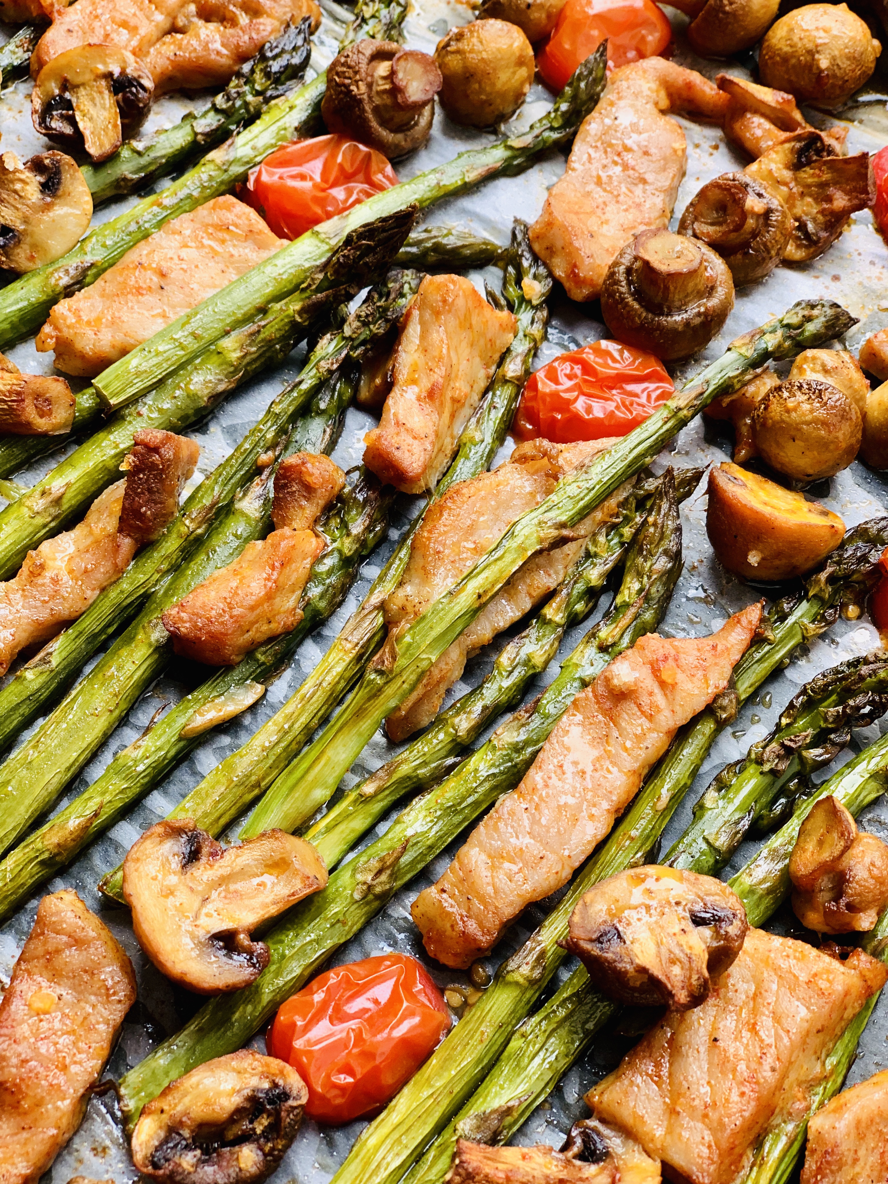 pork chop asparagus mushroom recipe Pork chops keto recipe with asparagus and mushrooms pork chop asparagus mushroom recipe Pork chops keto recipe with asparagus and mushrooms