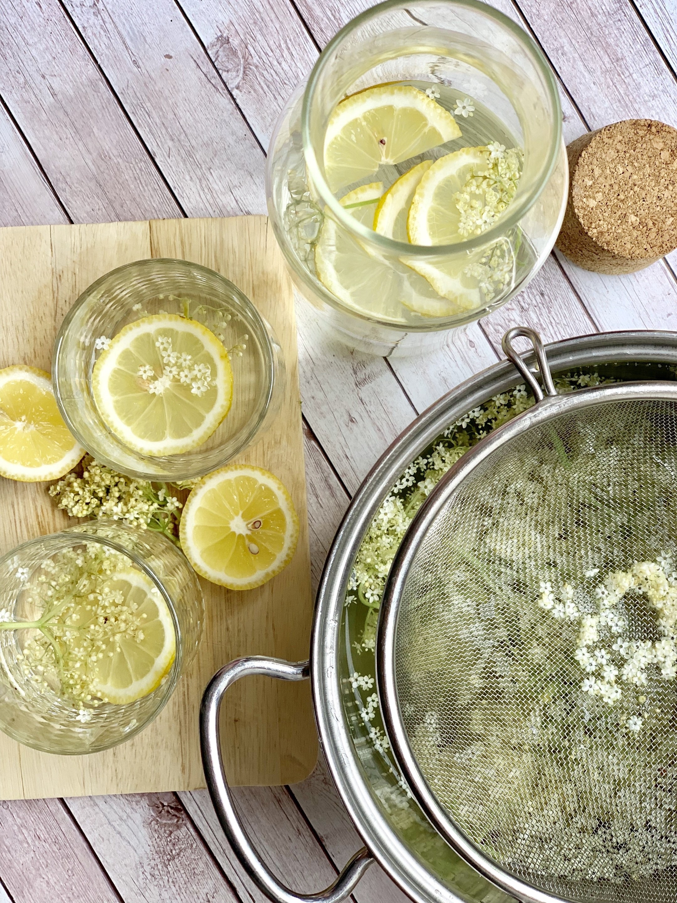 Picture of sugar free elderflower syrup