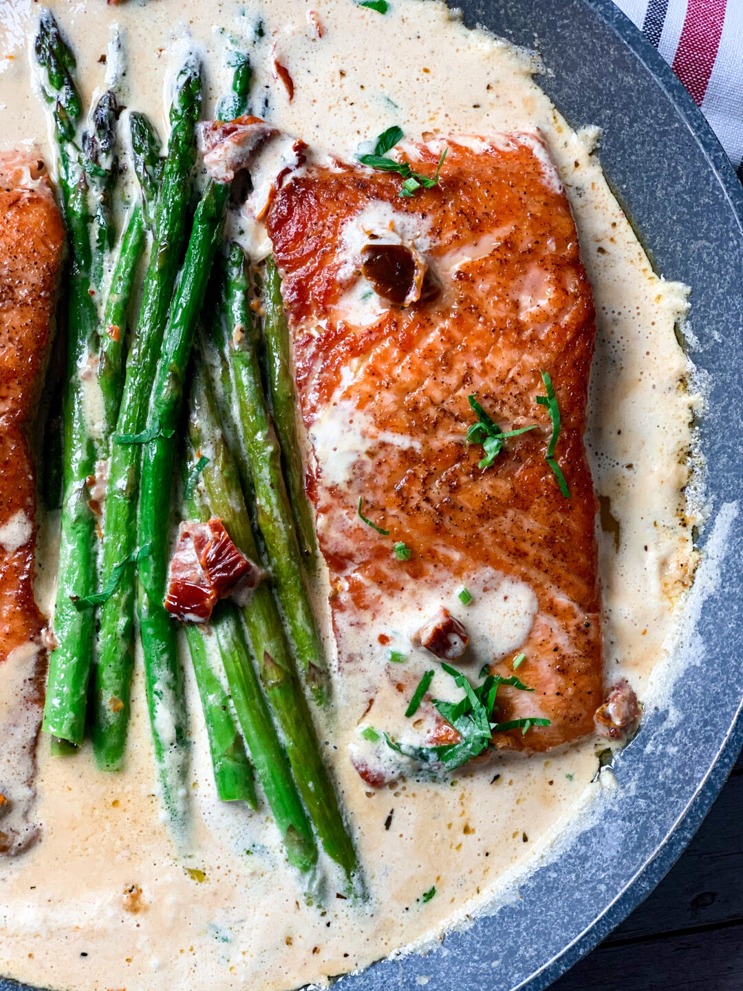 Keto salmon recipe one skillet salmon and asparagus with creamy